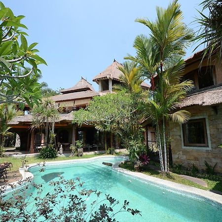 Saudara Home Ubud エクステリア 写真