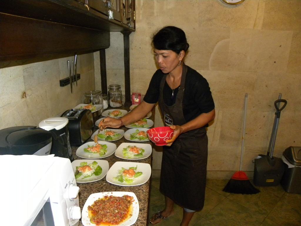 Saudara Home Ubud エクステリア 写真