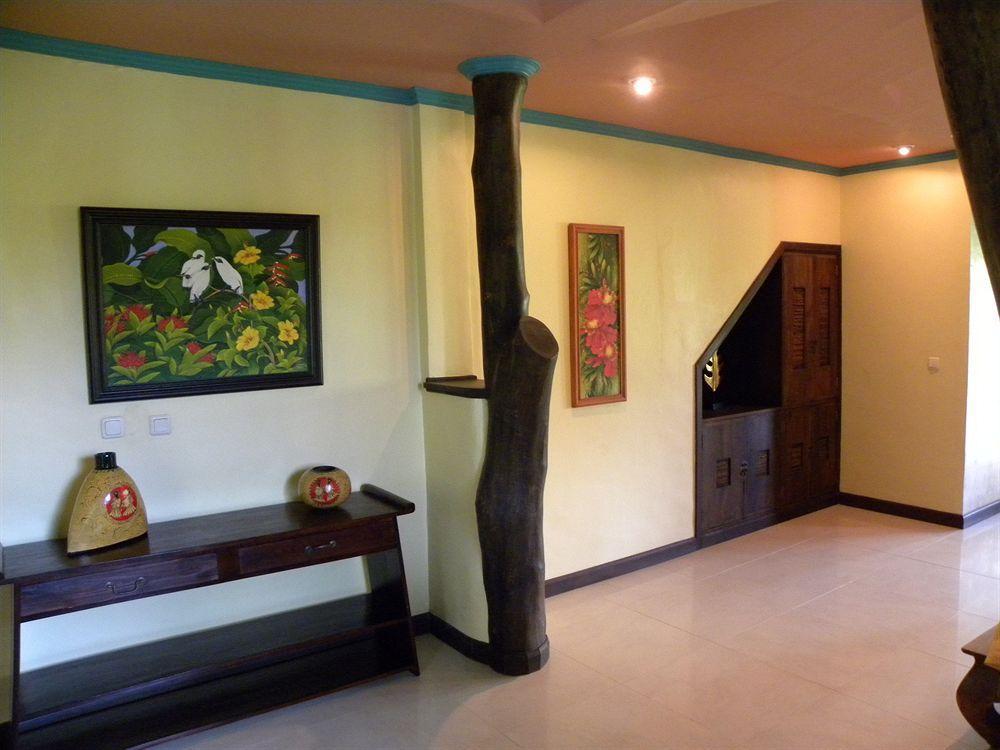 Saudara Home Ubud エクステリア 写真