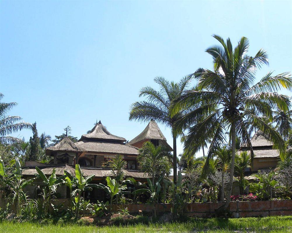 Saudara Home Ubud エクステリア 写真