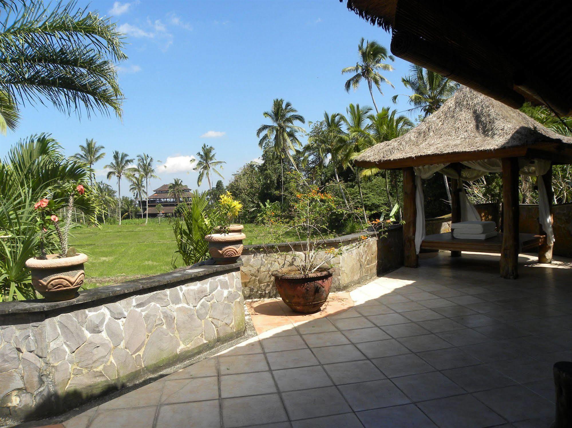 Saudara Home Ubud エクステリア 写真
