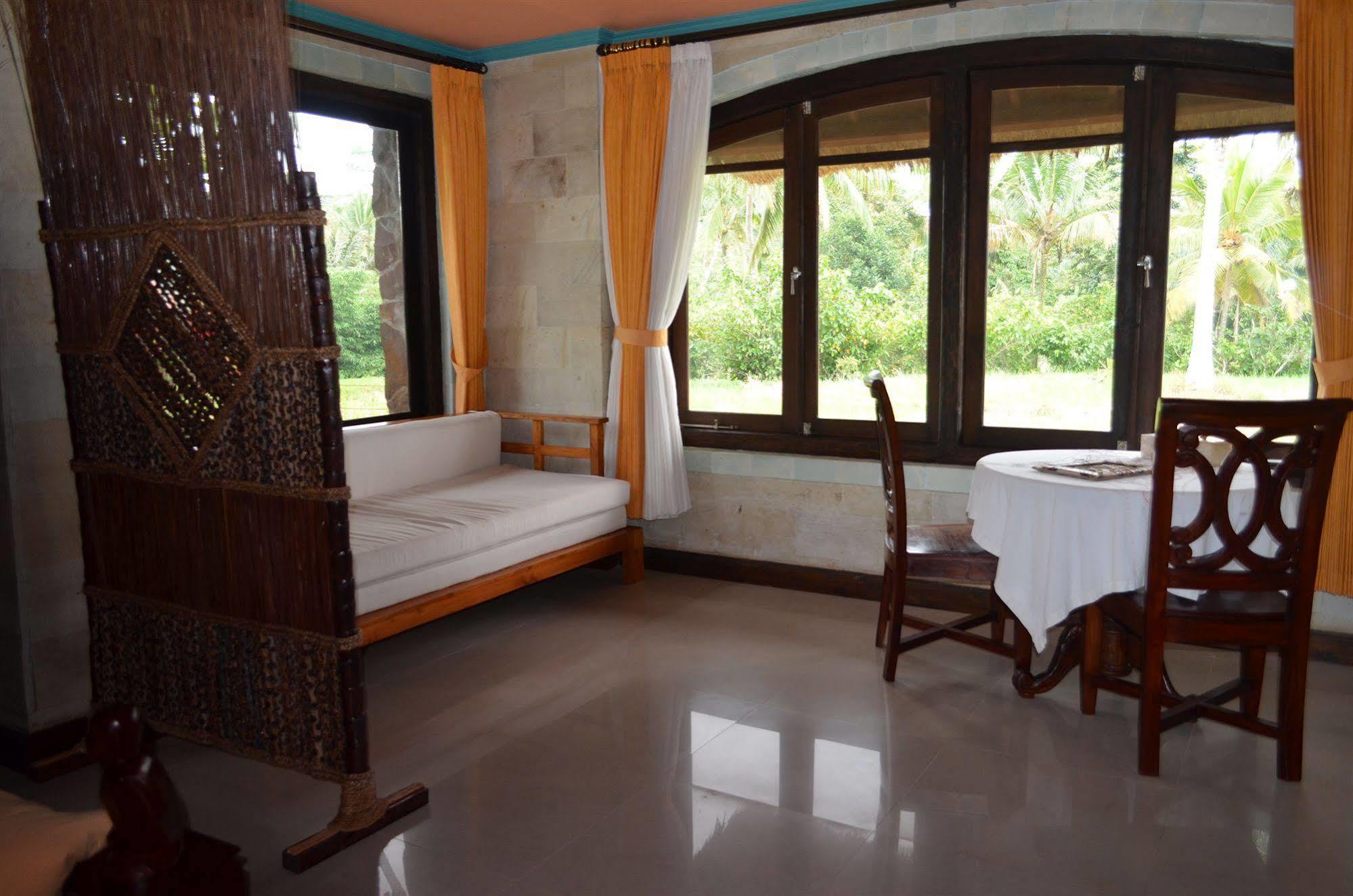 Saudara Home Ubud エクステリア 写真
