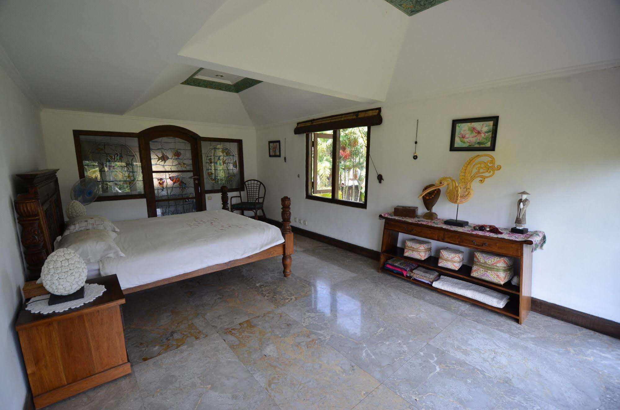 Saudara Home Ubud エクステリア 写真