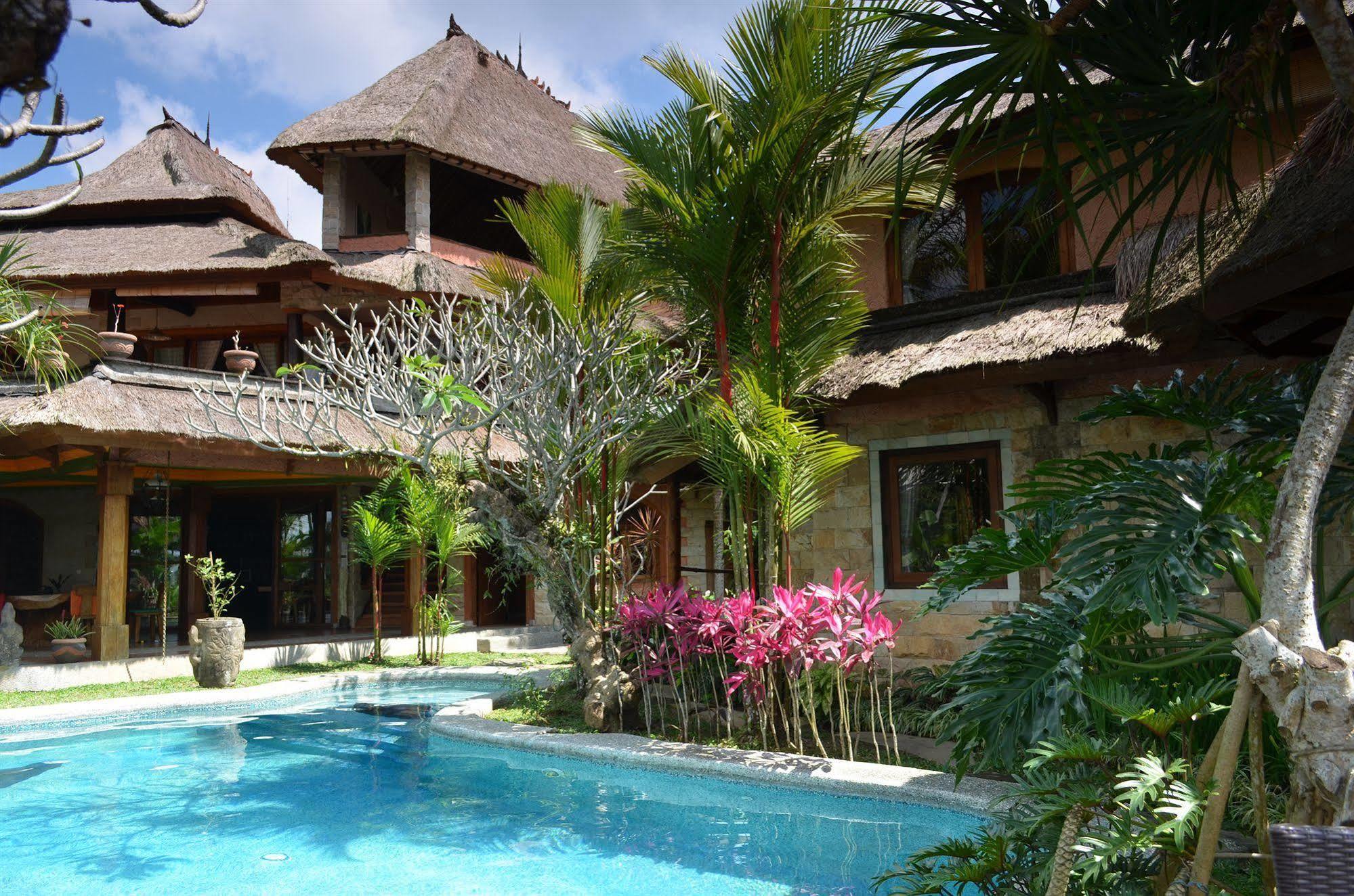 Saudara Home Ubud エクステリア 写真